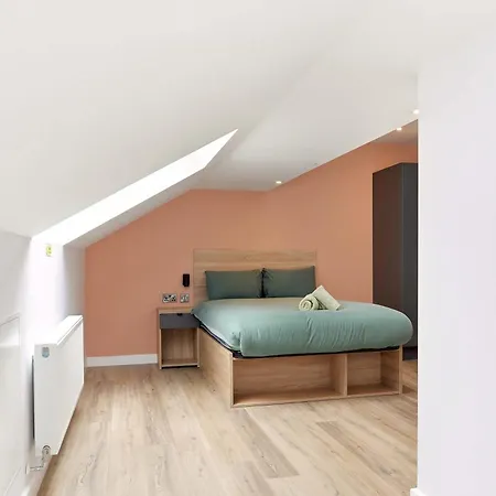 Apartment Modern In