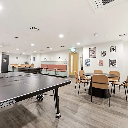 Modern In Apartment Leeds (West Yorkshire)